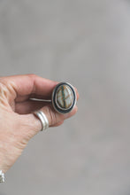 Load image into Gallery viewer, Royston Ribbon Shadow Box Ring | Size 9.5