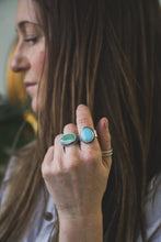 Load image into Gallery viewer, Kingman Turquoise Mountain Band Ring | Size 7.5