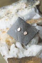 Load image into Gallery viewer, 14K gold studs | Pair 4