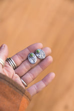 Load image into Gallery viewer, Texture Studs