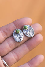 Load image into Gallery viewer, Texture Studs