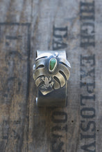 Load image into Gallery viewer, Monstera Frog Cuff
