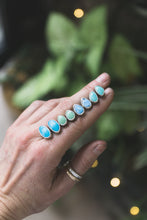 Load image into Gallery viewer, Simple Studs in colorful turquoise
