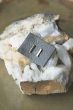 Load image into Gallery viewer, 14K gold studs | Pair 3
