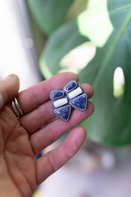 Load image into Gallery viewer, Lemon Chrysoprase and Lapis Mixed Stud Earrings
