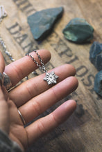 Load image into Gallery viewer, Small snowflake pendant
